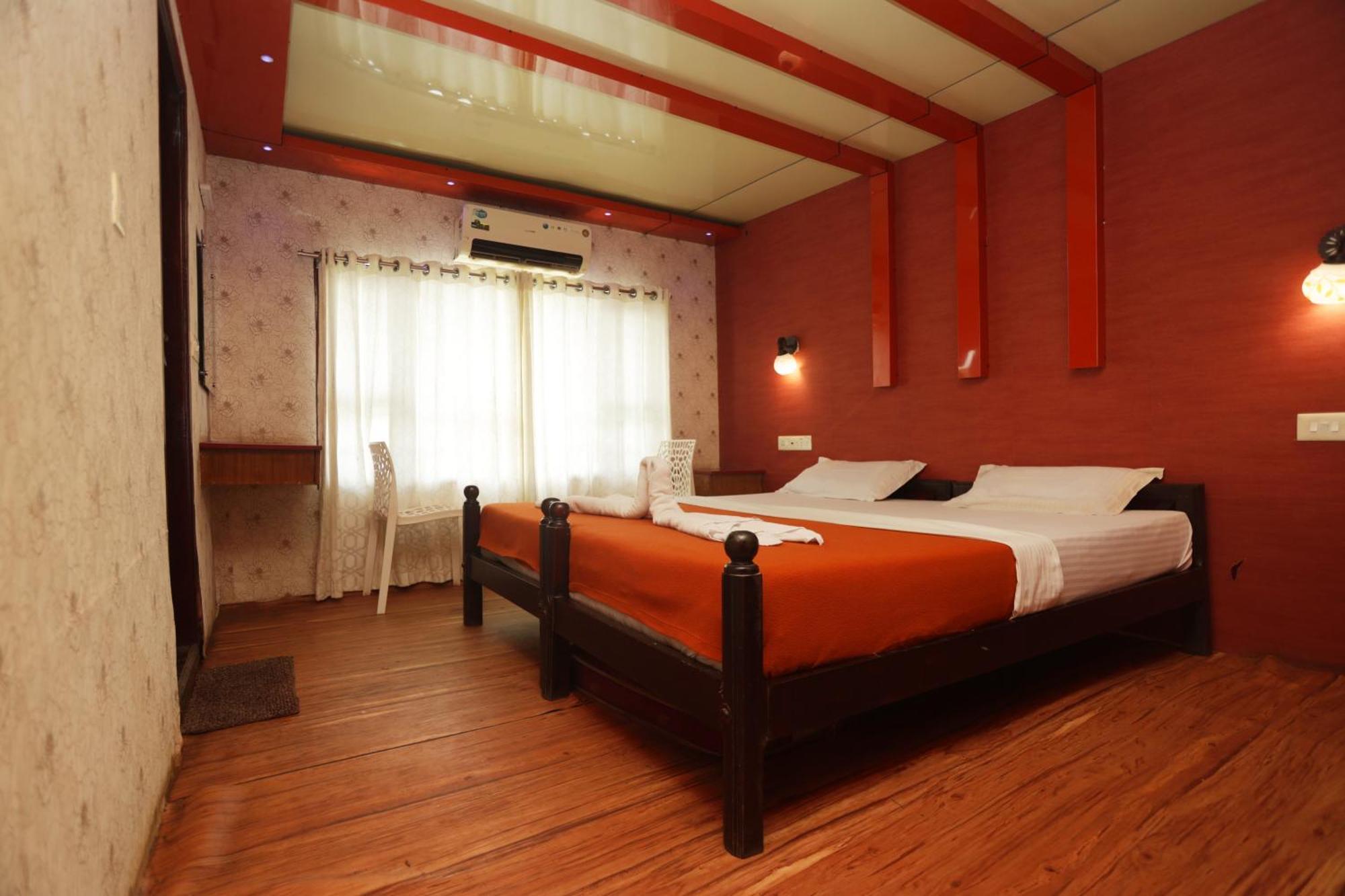 Готель Harmony Houseboats Alappuzha Екстер'єр фото